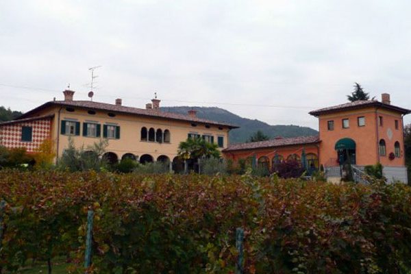 esterno cantina
