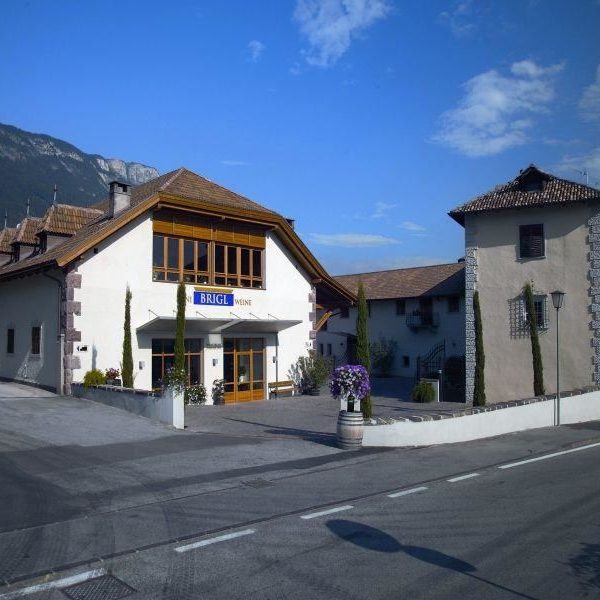 esterno cantina